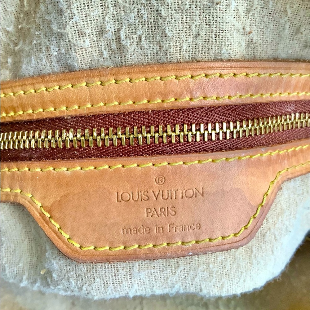 Louis Vuitton Brown Monogram Shoulder Bag - Picture 4 of 10